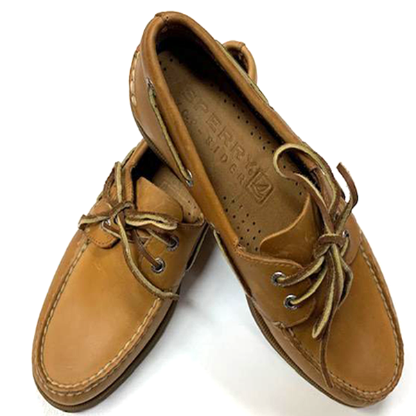Sperry cloth online boat shoes